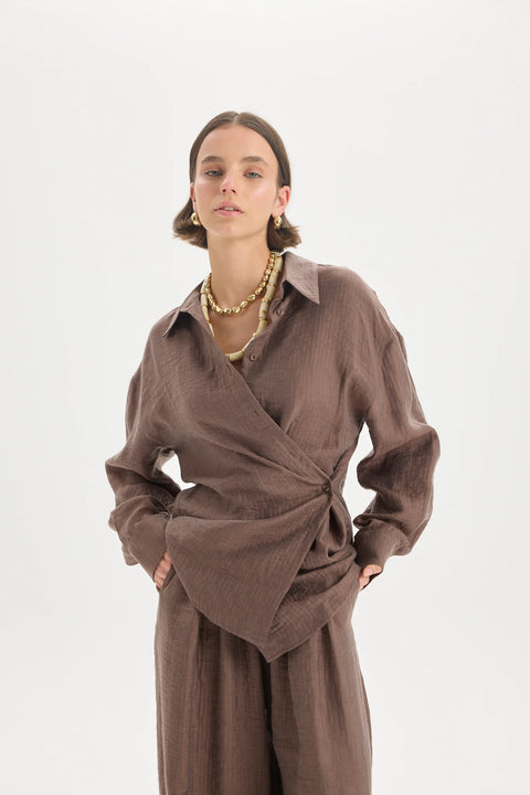 Koszula oversize Yovena z detalem guzików brown